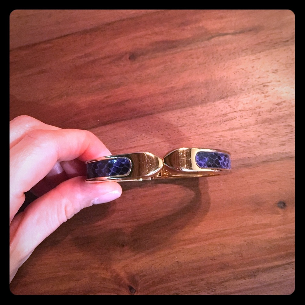 Stella & Dot Gold Bracelet with navy Inlay